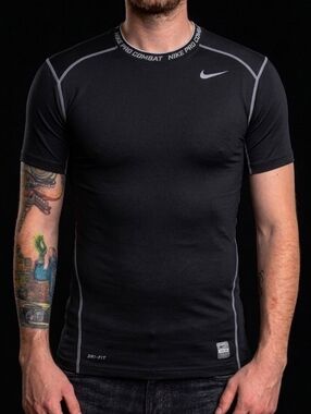 Nike Pro Combat Dri-Fit Fitted T-Shirt Black Size Large